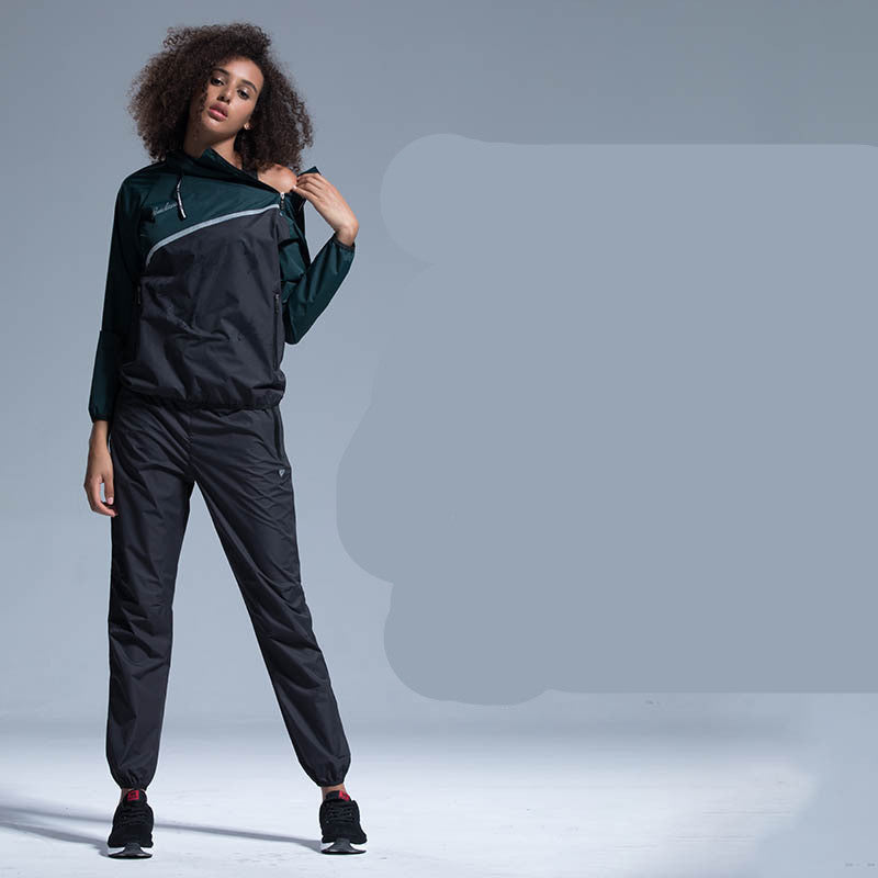 Two-piece sweatsuit with long sleeves